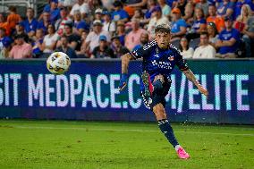 CF Montreal v FC Cincinnati - Major League Soccer