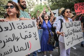 Protest Over Announcement By High Authority For Elections To Exclude Presidential Candidates In Tunis