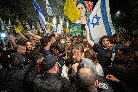 Tens Of Thousands Rally For Hostage Deal Across Israel