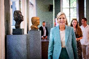 Queen Maxima Visits Door het Geluid Foundation - Netherlands