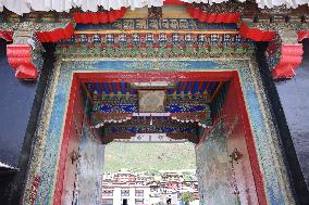 Tashi Lhunpo Monastery in Shigatse