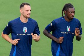 Italy Training Session At Coverciano