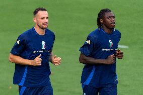 Italy Training Session At Coverciano