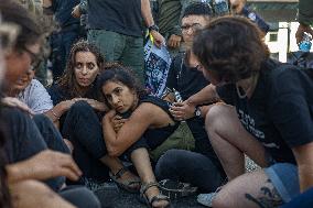 Protestors Block Roads - Jerusalem