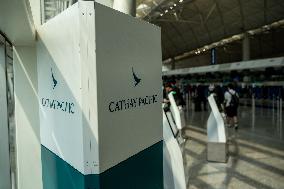 Hong Kong Cathay Pacific Grounds A350 Airliners