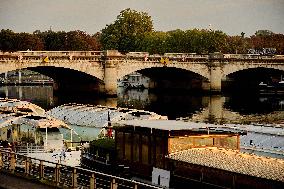 Paris Atmosphere At Sunrise - France