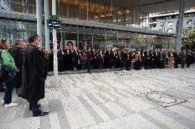 Lawyers Pay Tribute To Henri Leclerc - Paris