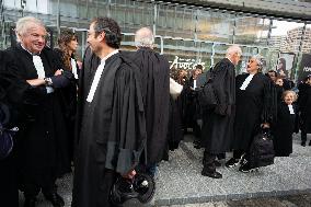 Lawyers Pay Tribute To Henri Leclerc - Paris