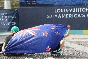 - Vela - 37th America's Cup Louis Vuitton - Village