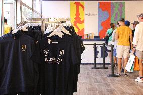 - Vela - 37th America's Cup Louis Vuitton - Village