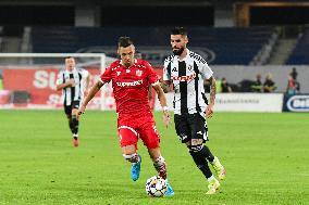 Universitatea Cluj v Dinamo Bucuresti - Romanian Superliga