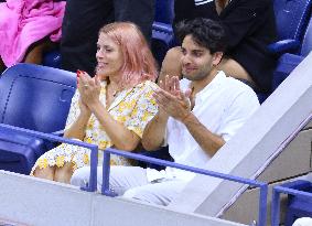 Busy Philipps kissing new boyfriend at The US Open - New York