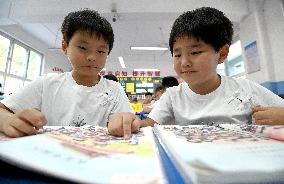 Twins in Elementary School in Handan