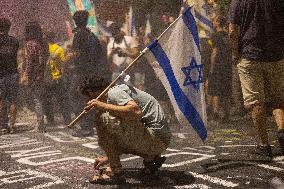 Anti-Government Protest Outside Netanyahu’s Home - Jerusalem