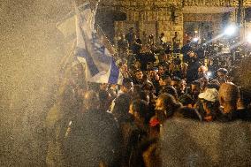 Anti-Government Protest Outside Netanyahu’s Home - Jerusalem