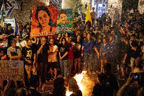 Anti-Government Protest Outside Netanyahu’s Home - Jerusalem