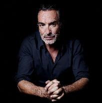 Exclu - Jean Dujardin Portrait - Paris