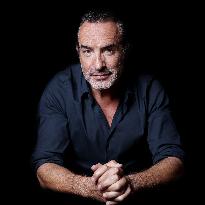 Exclu - Jean Dujardin Portrait - Paris