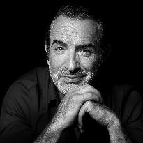 Exclu - Jean Dujardin Portrait - Paris