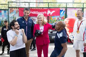 Mini Club in a School during the Paralympic Games - Paris