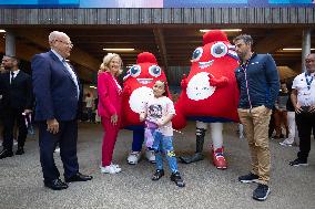 Mini Club in a School during the Paralympic Games - Paris