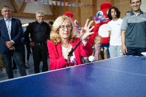 Mini Club in a School during the Paralympic Games - Paris