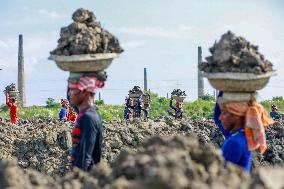 Workers Unload Earth From Meghna River - Dhaka