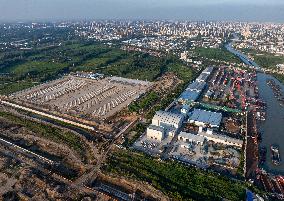 Canal New Port Construction