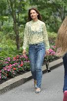 Katie Holmes Out - NYC