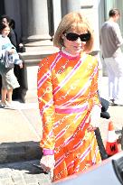 NYFW - Anna Wintour Outside Proenza Schouler