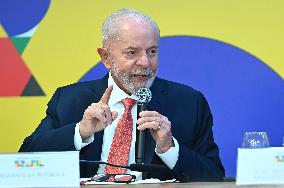 Brazilian President Luiz Inácio Lula Da Silva Congratulates The Best Schools In Brazil.