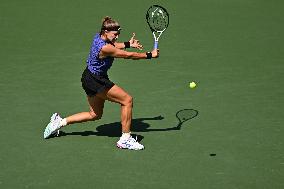 US Open - Muchova v Haddad Maia Quarterfinal