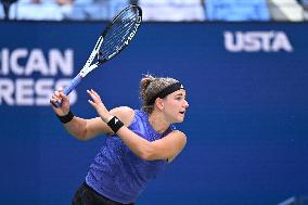 US Open - Muchova v Haddad Maia Quarterfinal