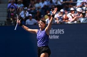 US Open - Muchova v Haddad Maia Quarterfinal