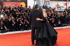 81st Mostra - Lady Gaga And Fiance Walk The Red Carpet