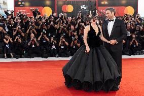 81st Mostra - Lady Gaga And Fiance Walk The Red Carpet