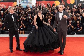 81st Mostra - Lady Gaga And Fiance Walk The Red Carpet