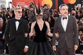 81st Mostra - Lady Gaga And Fiance Walk The Red Carpet