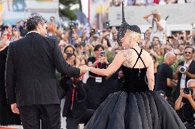 81st Mostra - Lady Gaga And Fiance Walk The Red Carpet