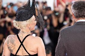 81st Mostra - Lady Gaga And Fiance Walk The Red Carpet