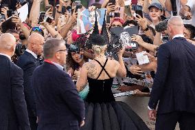 81st Mostra - Lady Gaga And Fiance Walk The Red Carpet