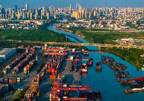 North Jiangsu Canal Container Traffic Record High