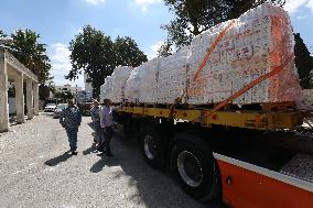 Palestinians In Nablus Send Food Aid To Jenin - West Bank