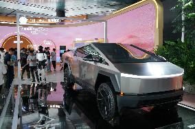 Tesla's Humanoid Robot And Cybertruck at the Bund Conference in Shanghai