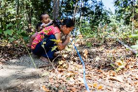 Indonesian Villagers Needed Clean Water During Drought Season