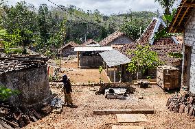 Indonesian Villagers Needed Clean Water During Drought Season