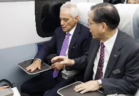 U.S. envoy to Japan on maglev train