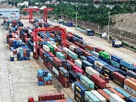 China-Europe (Asia) Freight Trains Growth