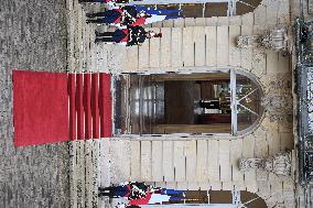 Handover Ceremony At Hotel De Matignon - Paris