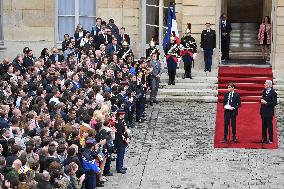 Handover Ceremony At Hotel De Matignon - Paris